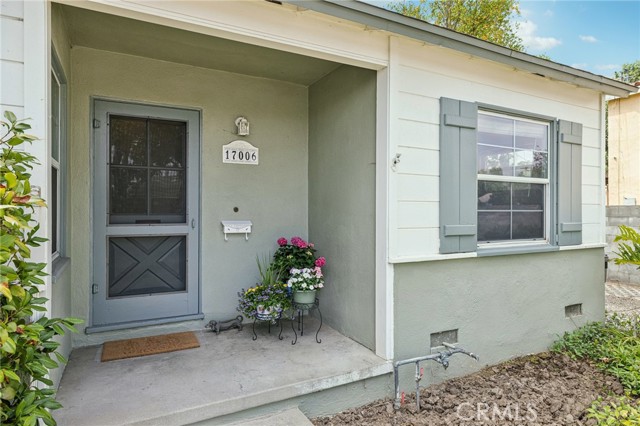 Detail Gallery Image 8 of 58 For 17006 Cantara St, Lake Balboa,  CA 91406 - 3 Beds | 2 Baths
