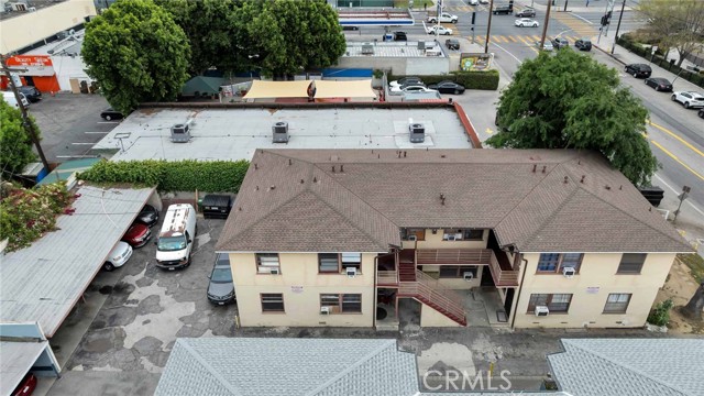 7224 Hazeltine Avenue, Van Nuys CA: https://media.crmls.org/medias/93024d44-adbe-4a0d-bc18-9bc4636b6bf5.jpg