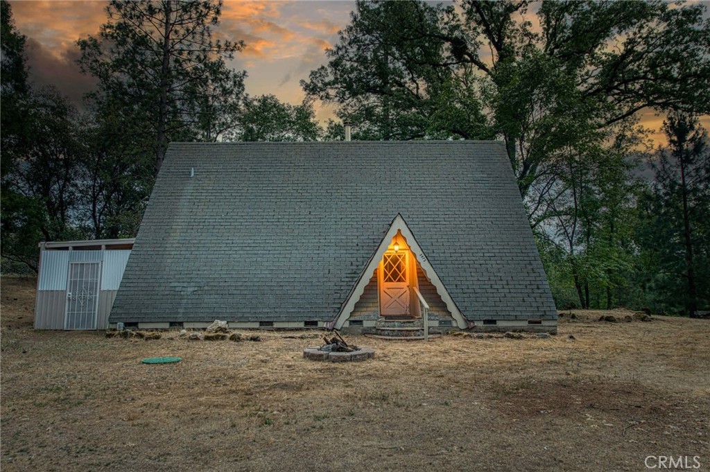 https://media.crmls.org/medias/930308c4-c673-4bb4-8b54-1e5d0753d5b2.jpg?preset=X-Large
