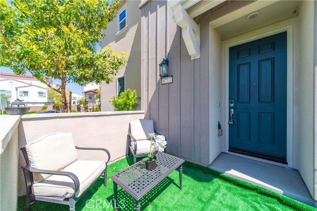 Detail Gallery Image 3 of 37 For 8713 Roving Pl, Chino,  CA 91708 - 4 Beds | 3/1 Baths