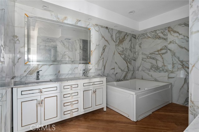 5000 Malibu Drive, Paradise CA: https://media.crmls.org/medias/9304c0a1-6c6c-4963-8bd0-0f53f4f76d17.jpg