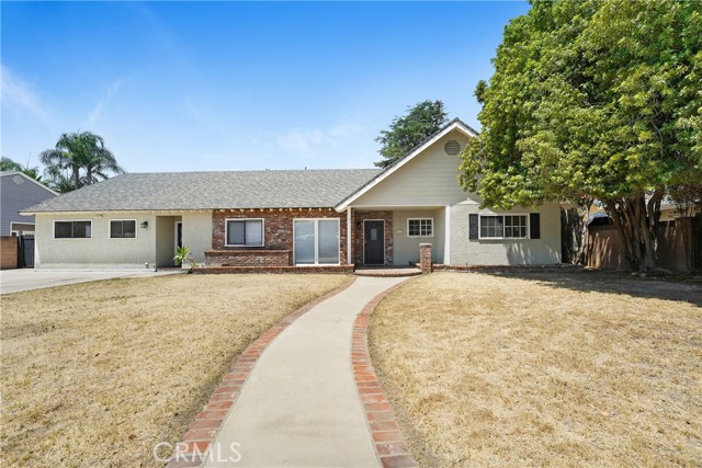 Detail Gallery Image 1 of 15 For 8547 Keokuk Ave, Winnetka,  CA 91306 - 4 Beds | 2 Baths