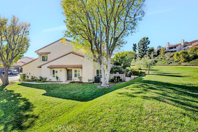 Detail Gallery Image 2 of 45 For 19153 Lahey St #1,  Porter Ranch,  CA 91326 - 3 Beds | 3 Baths