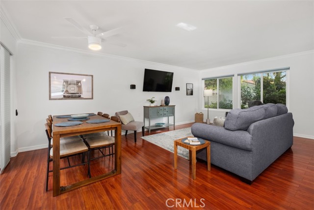 Detail Gallery Image 10 of 32 For 2198 via Mariposa #D,  Laguna Woods,  CA 92637 - 2 Beds | 2 Baths