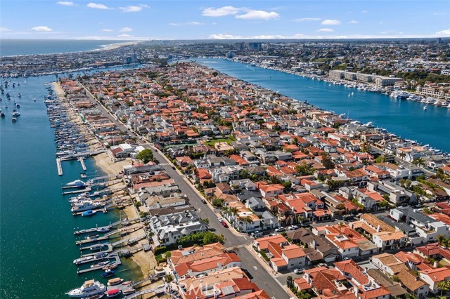 Detail Gallery Image 39 of 49 For 780 via Lido Soud, Newport Beach,  CA 92663 - 5 Beds | 3 Baths