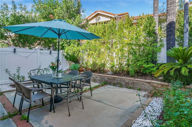 Detail Gallery Image 22 of 43 For 4827 Matteo, Oak Park,  CA 91377 - 3 Beds | 3 Baths