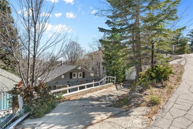 Detail Gallery Image 20 of 24 For 26305 Jacqueline Rd, Twin Peaks,  CA 92391 - 2 Beds | 2 Baths