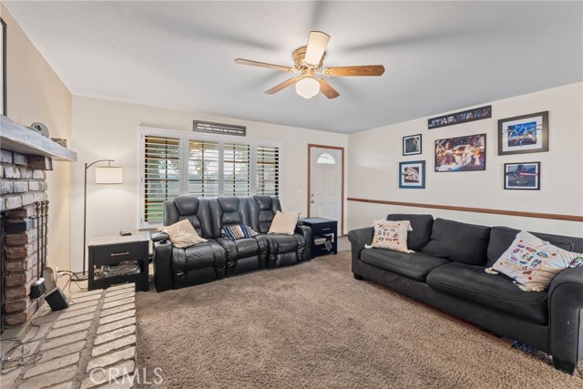 Detail Gallery Image 11 of 39 For 15712 Cashew, Hesperia,  CA 92345 - 3 Beds | 2 Baths