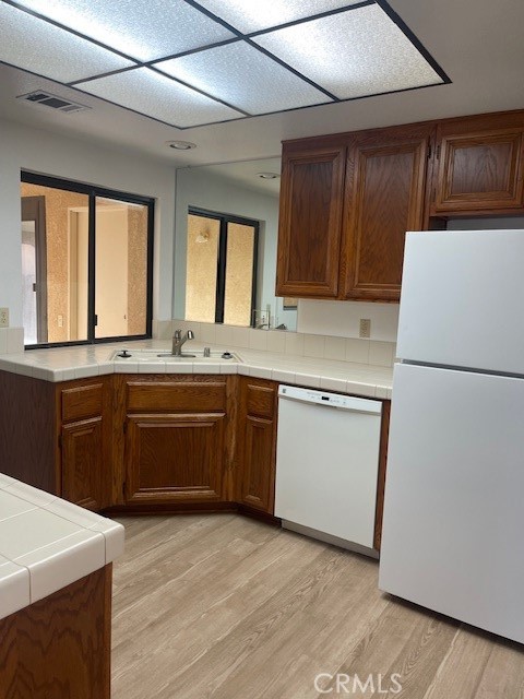 Detail Gallery Image 9 of 21 For 743 via Linda Dr, Hemet,  CA 92545 - 2 Beds | 2 Baths