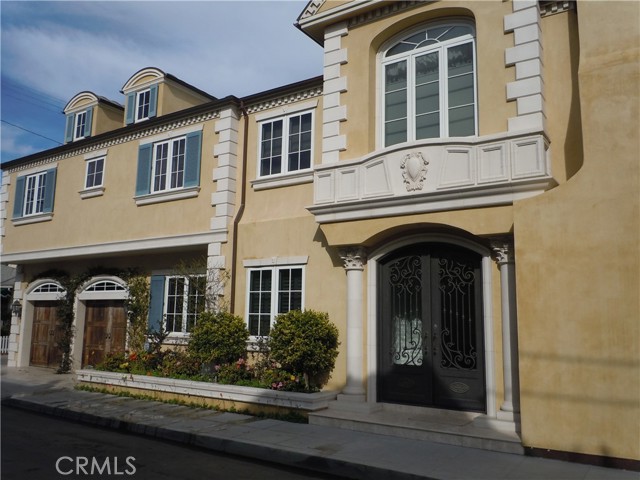 59 Rivo Alto Canal, Long Beach CA: https://media.crmls.org/medias/9308796a-bda4-4265-ad2b-6f5d6d6f5722.jpg