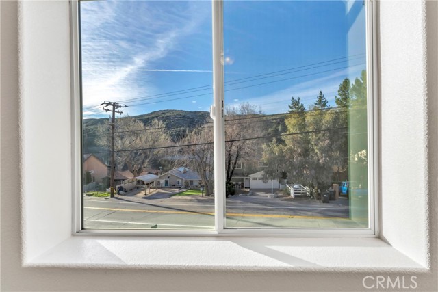 Detail Gallery Image 11 of 29 For 17819 Elizabeth Lake, Lake Hughes,  CA 93532 - 3 Beds | 2 Baths