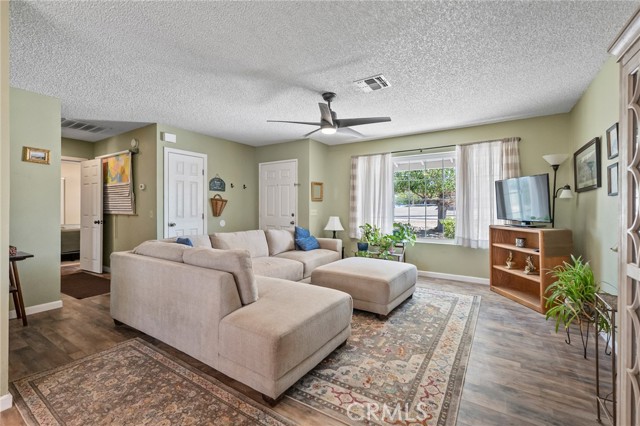 Detail Gallery Image 10 of 45 For 58780 Buena Vista, Yucca Valley,  CA 92284 - 2 Beds | 2 Baths