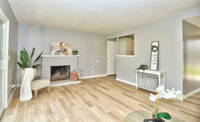 Detail Gallery Image 8 of 25 For 1215 Mira Flores Dr, Santa Maria,  CA 93455 - 4 Beds | 2 Baths