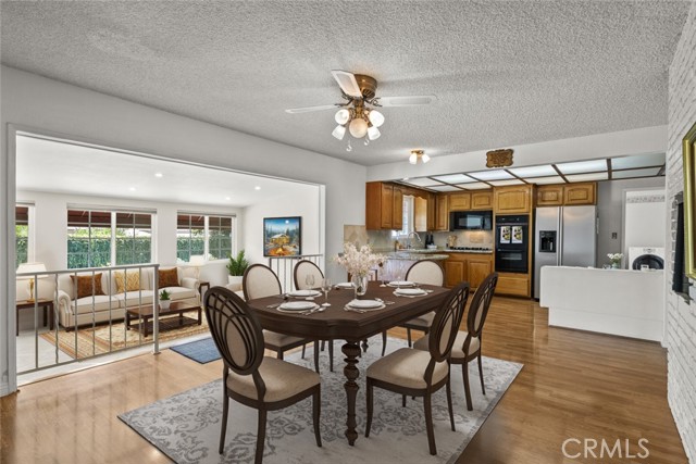 620 E Meda Avenue, Glendora CA: https://media.crmls.org/medias/930c8f4f-4247-4348-87ec-07589ccc63d2.jpg