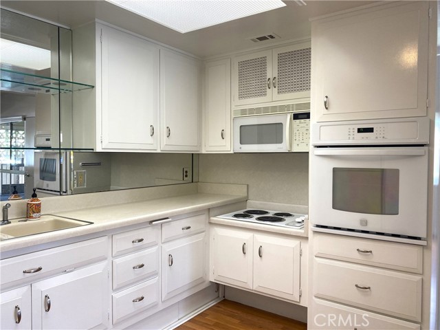 Detail Gallery Image 6 of 14 For 13381 El Dorado Dr., M8-202g, Seal Beach,  CA 90740 - 2 Beds | 1 Baths