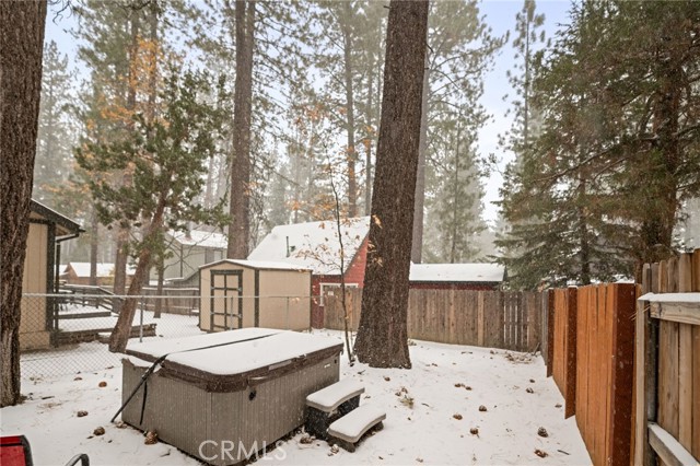 42762 La Cerena Avenue, Big Bear Lake, California 92315, 2 Bedrooms Bedrooms, ,1 BathroomBathrooms,Single Family Residence,For Sale,La Cerena,IG24235312