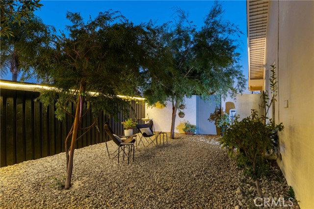 16267 Barneston Street, Granada Hills CA: https://media.crmls.org/medias/930d58f0-212d-4872-9997-505053909817.jpg