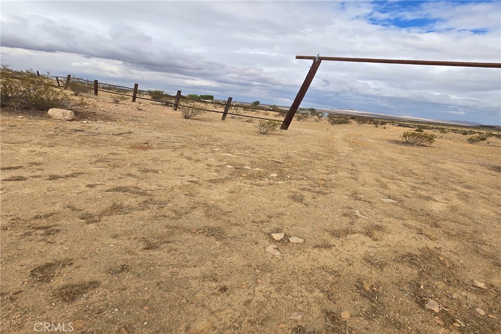 MLS #CV25210645 image #8