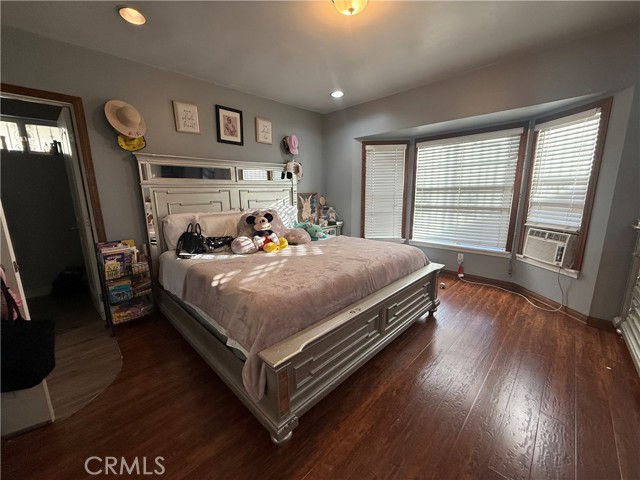 Detail Gallery Image 24 of 51 For 2520 Ohio Ave, South Gate,  CA 90280 - 6 Beds | 4 Baths