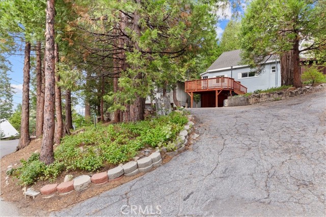 619 Rose, Twin Peaks CA: https://media.crmls.org/medias/930f8259-4217-4650-b5ae-923bb50e8d08.jpg