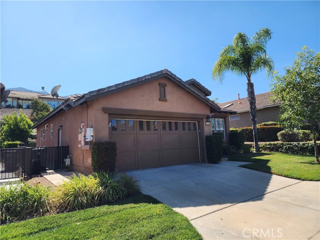 Detail Gallery Image 3 of 20 For 9153 Wooded Hill Dr, Corona,  CA 92883 - 2 Beds | 2 Baths