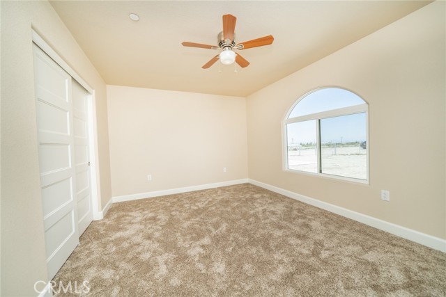 Detail Gallery Image 25 of 52 For 1525 Smoke Tree Rd, Pinon Hills,  CA 92372 - 4 Beds | 2 Baths