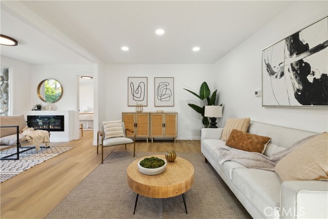 Detail Gallery Image 8 of 70 For 1290 E Woodbury, Pasadena,  CA 91104 - 5 Beds | 5 Baths