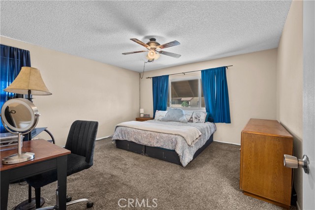 Detail Gallery Image 14 of 28 For 36659 Spanish Broom Dr, Palmdale,  CA 93550 - 3 Beds | 2/1 Baths