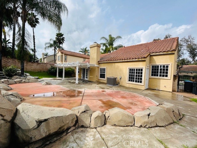 Detail Gallery Image 6 of 7 For 3091 Olympic View Dr, Chino Hills,  CA 91709 - 4 Beds | 2/1 Baths