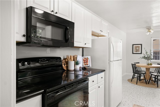 Detail Gallery Image 11 of 35 For 444 Lilac Ln, Chico,  CA 95926 - 3 Beds | 2 Baths