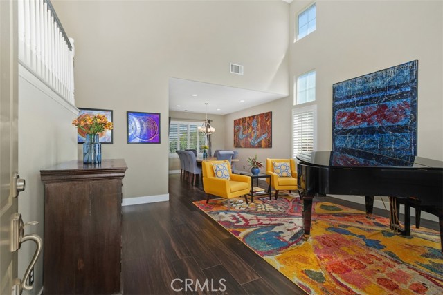 Detail Gallery Image 9 of 61 For 38220 Calle Cipres, Murrieta,  CA 92562 - 4 Beds | 3 Baths