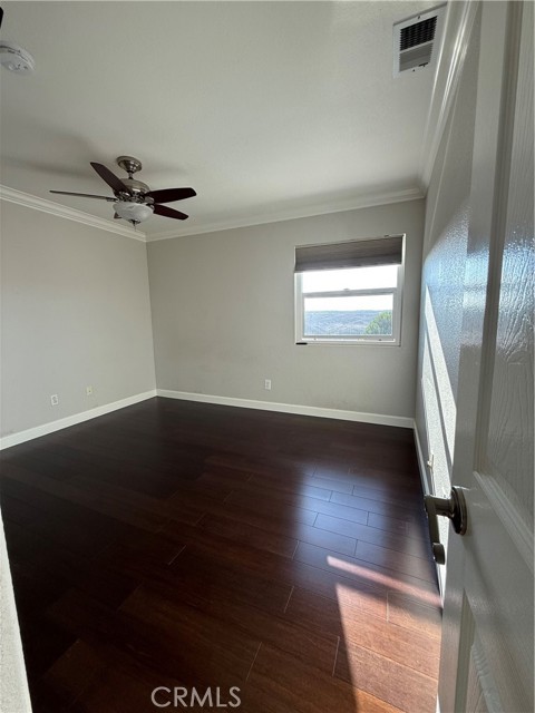 346 Rimhurst Court, Oceanside CA: https://media.crmls.org/medias/93143ace-394e-410f-92dc-d6f1d984a282.jpg