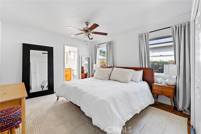 Detail Gallery Image 19 of 42 For 3989 Coolidge, Los Angeles,  CA 90066 - 3 Beds | 2 Baths