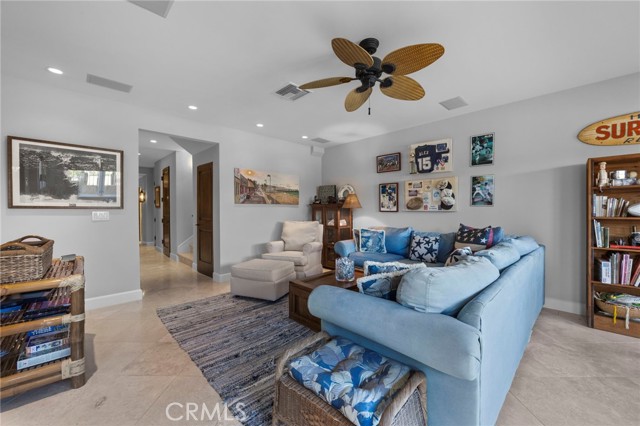 2326 The Strand, Hermosa Beach CA: https://media.crmls.org/medias/9314f3cc-702c-4c0e-94f1-3bd6355d0308.jpg