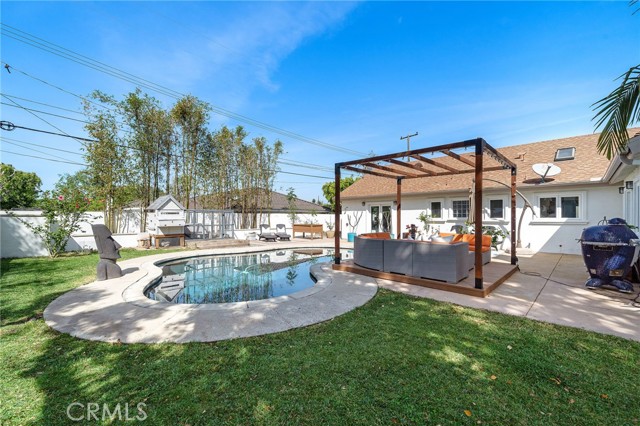 Detail Gallery Image 38 of 62 For 18642 Silver Maple, North Tustin,  CA 92705 - 4 Beds | 3 Baths