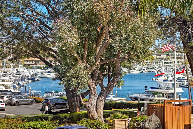 Detail Gallery Image 16 of 73 For 1030 Bayside #702,  Newport Beach,  CA 92660 - 2 Beds | 2 Baths