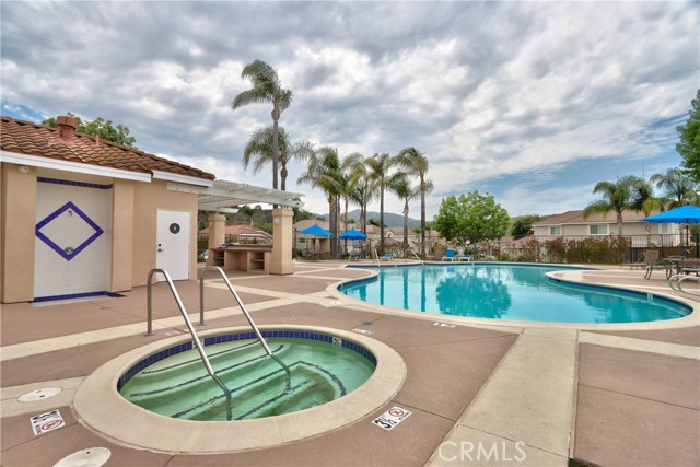 29708 Gracilior Drive, Escondido CA: https://media.crmls.org/medias/9316646a-144f-423e-8de5-95d5851c4e6b.jpg