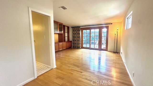 Detail Gallery Image 14 of 25 For 4039 Denny Ave, Studio City,  CA 91604 - 3 Beds | 2 Baths