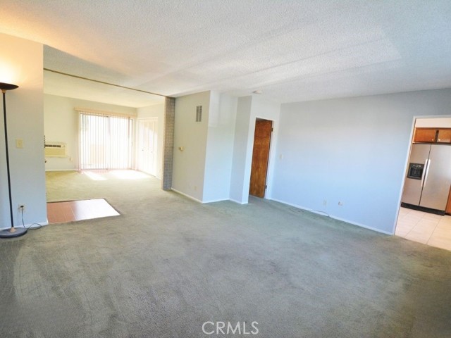 Detail Gallery Image 4 of 15 For 1755 N Berendo St #28,  Los Angeles,  CA 90027 - 1 Beds | 1 Baths