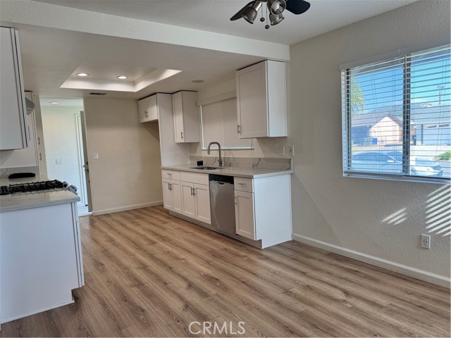 Detail Gallery Image 12 of 41 For 5773 Angela, Jurupa Valley,  CA 92509 - 4 Beds | 2 Baths