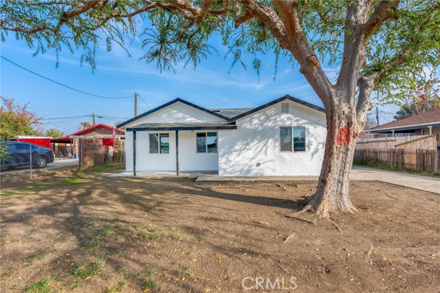 Detail Gallery Image 1 of 25 For 321 Airport Dr, Bakersfield,  CA 93308 - 2 Beds | 1 Baths