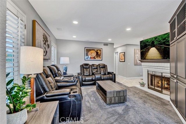 Detail Gallery Image 23 of 58 For 7246 E La Cumbre Dr, Orange,  CA 92869 - 4 Beds | 2/1 Baths