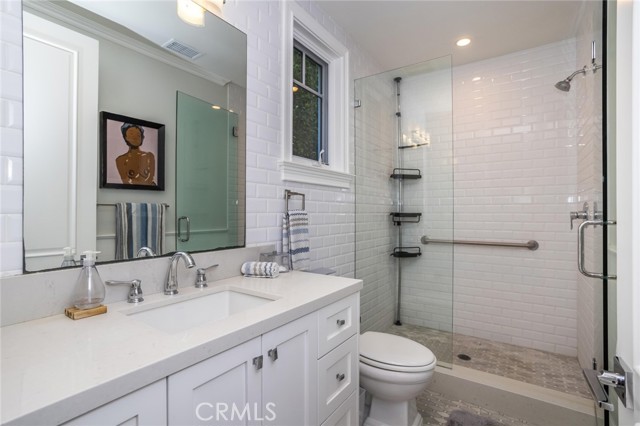 Image 43 of 60 For 14234 Greenleaf Street