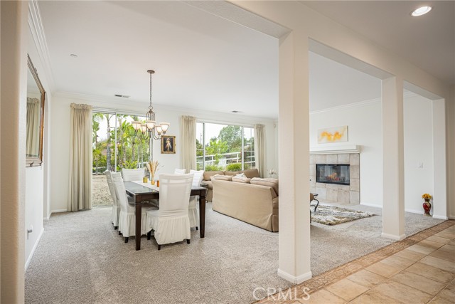 731 Oak Glade Drive, Fallbrook CA: https://media.crmls.org/medias/93182477-4f01-46b5-8a95-4298b9ec5a9b.jpg