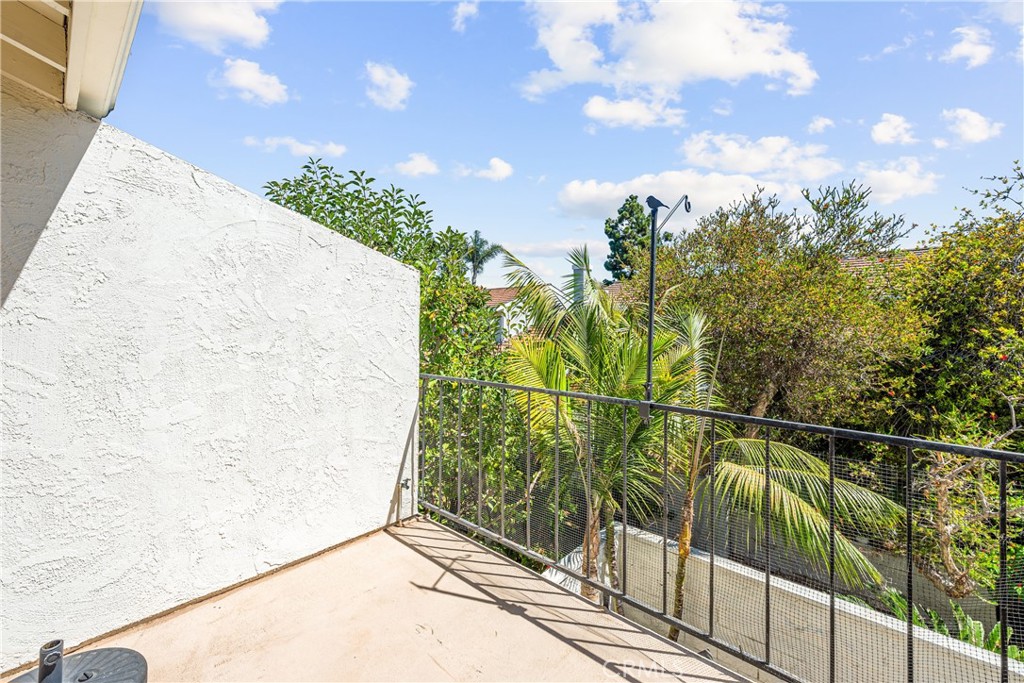 MLS #OC25236471 image #30