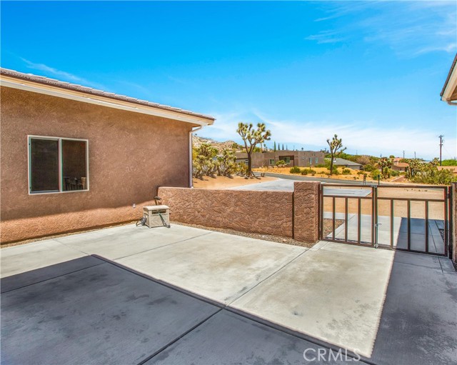 Detail Gallery Image 3 of 43 For 6496 Red Bluff Ave, Yucca Valley,  CA 92284 - 3 Beds | 2/1 Baths