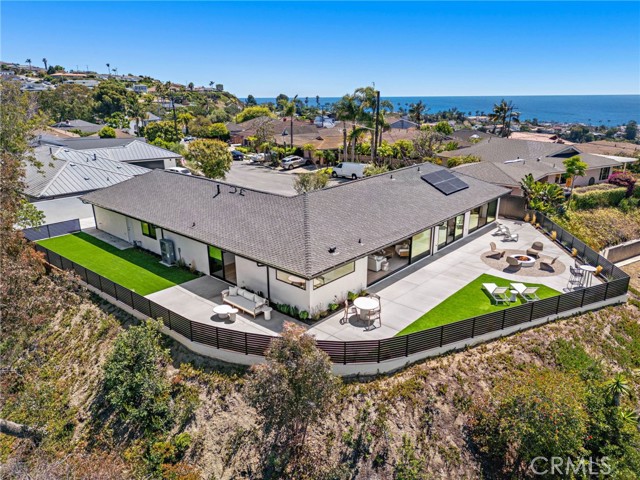 820 Calle Mendoza, San Clemente CA: https://media.crmls.org/medias/9318da13-ab07-4878-b158-9b56e3a1ea58.jpg