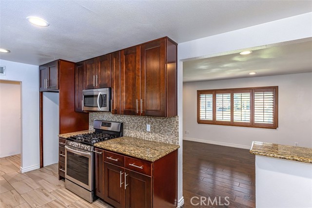 Detail Gallery Image 11 of 22 For 11817 Singleton, La Mirada,  CA 90638 - 3 Beds | 2 Baths