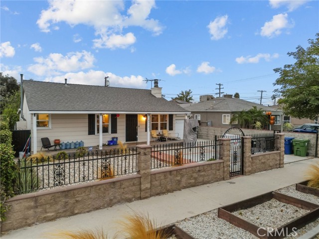 Detail Gallery Image 3 of 30 For 6512 Kraft Ave, North Hollywood,  CA 91606 - 3 Beds | 2 Baths