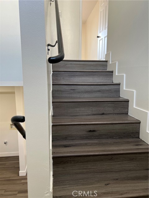 Detail Gallery Image 7 of 18 For 466 E 41 St, Los Angeles,  CA 90011 - 4 Beds | 3 Baths